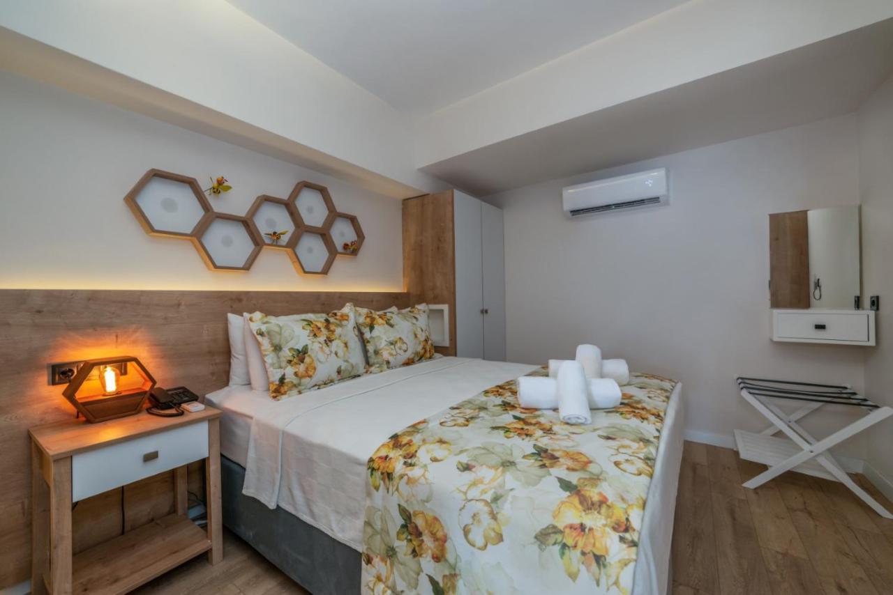 Ece Marina Suites Fethiye Zewnętrze zdjęcie