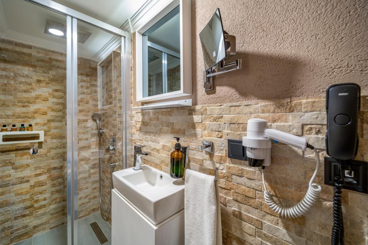 Ece Marina Suites Fethiye Zewnętrze zdjęcie
