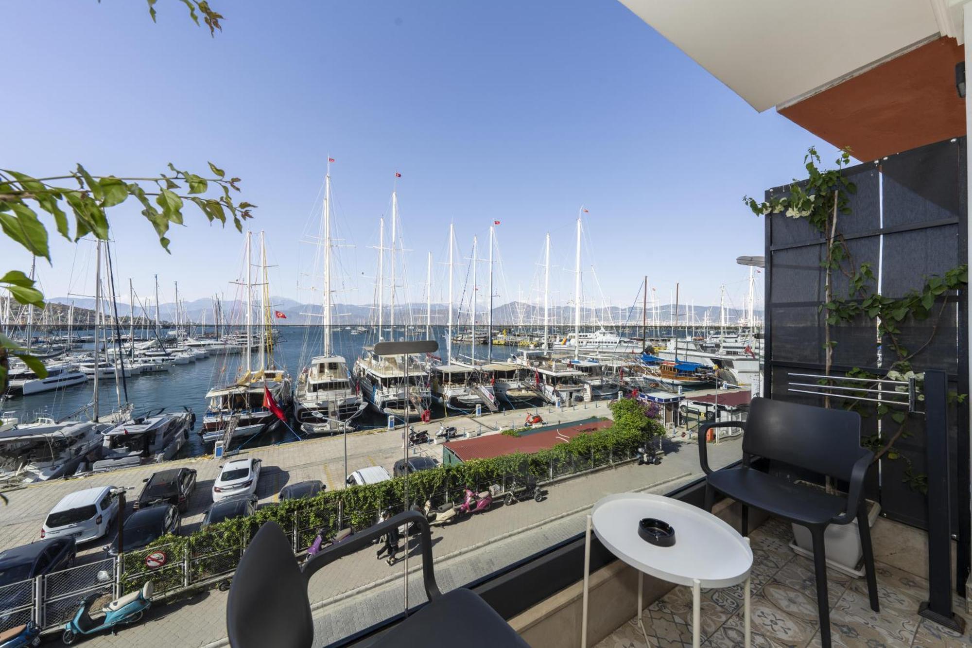 Ece Marina Suites Fethiye Zewnętrze zdjęcie