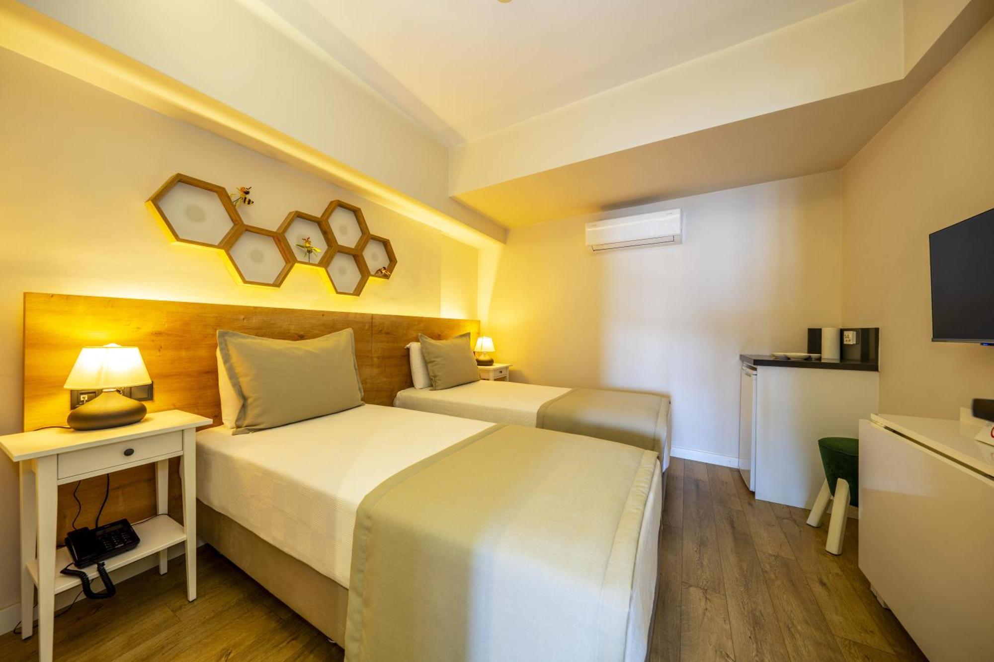 Ece Marina Suites Fethiye Zewnętrze zdjęcie